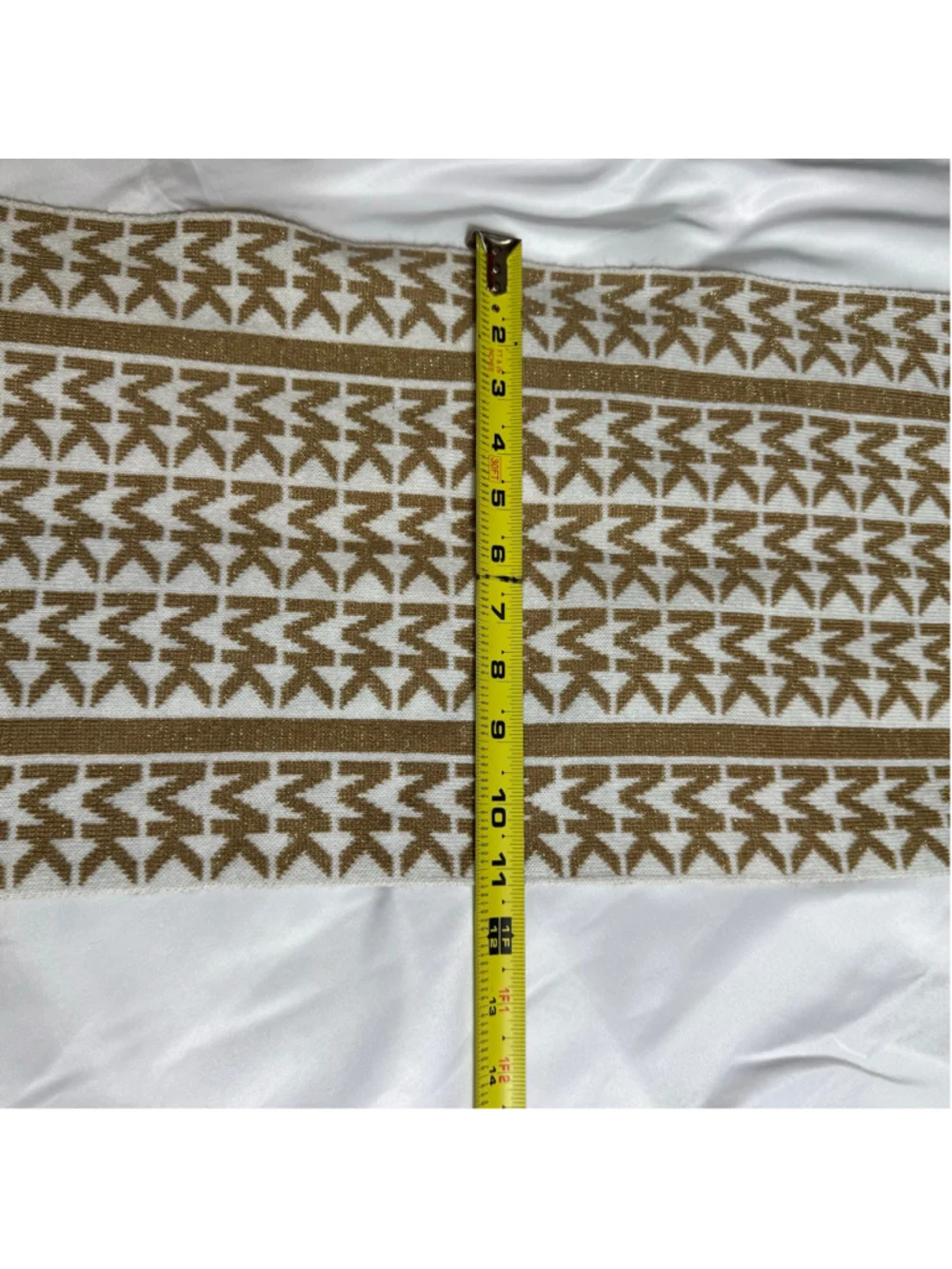 Women's Michael Kors One Size White Gold Logo Scarf